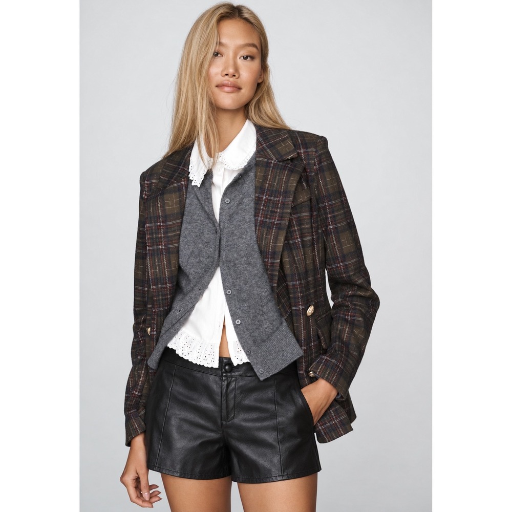 Missguided Womens Black Faux Leather Pleated Front Shorts Zip Button Size 8